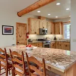 Rivercrest Lodge With Hot Tub-Pool Table-Firepit
