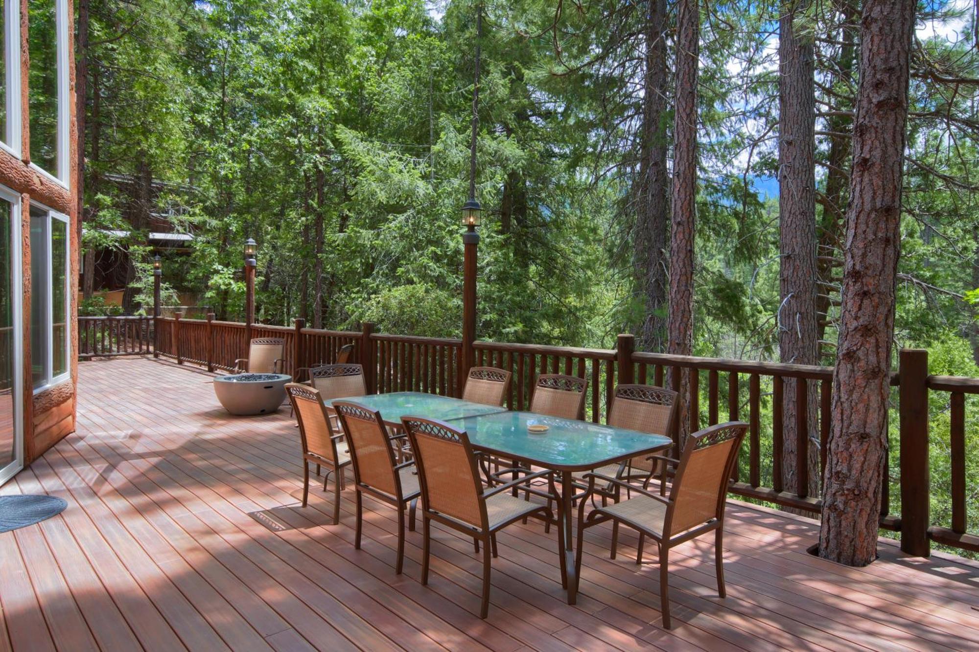 Holiday home Rivercrest With Hot Tub-pool Table-firepit *