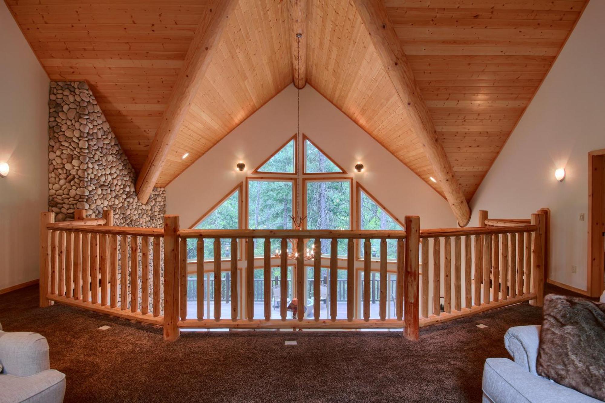Rivercrest With Hot Tub-pool Table-firepit Holiday home *